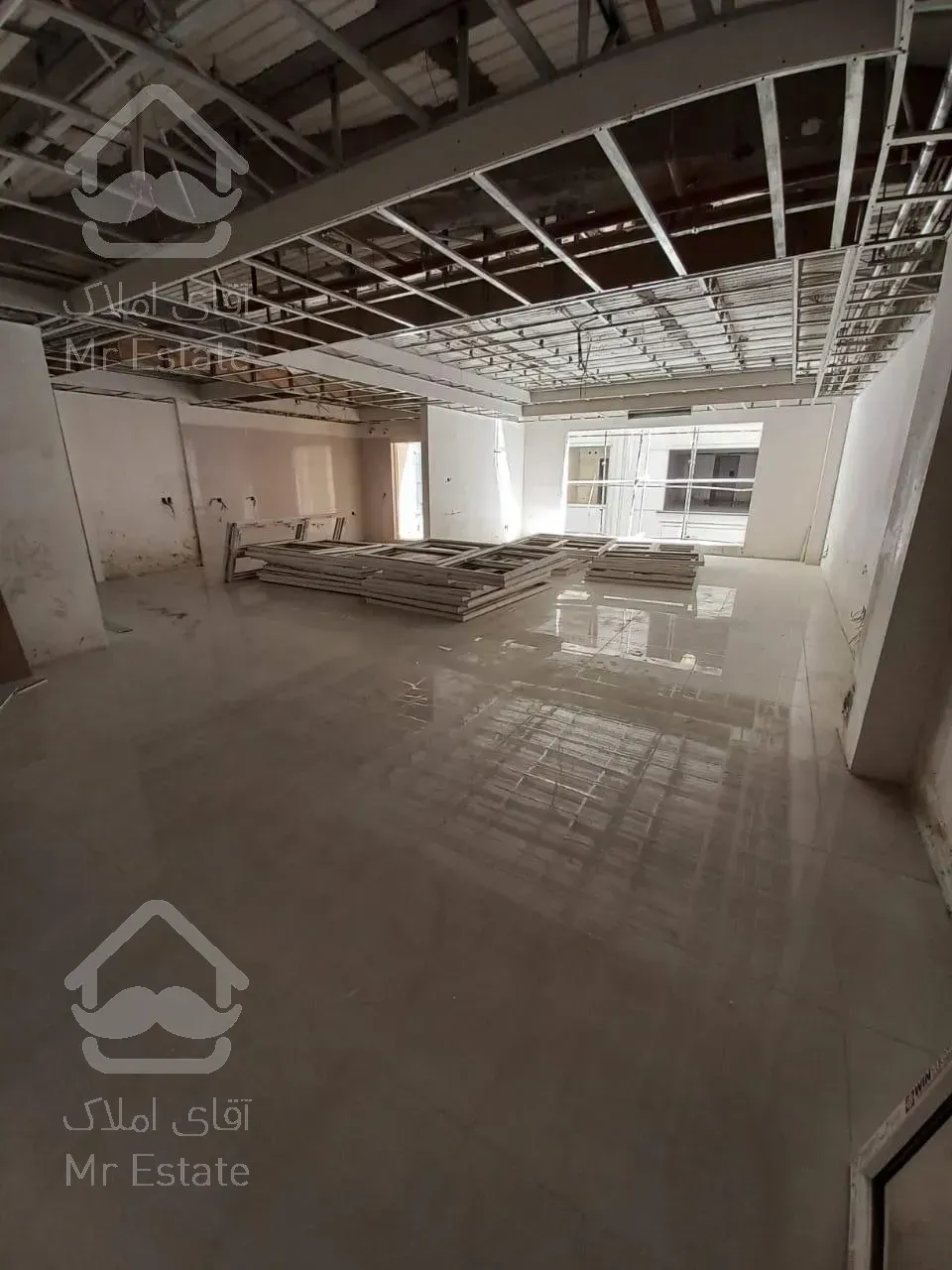 ۱۹۰ متر سه خواب/ رونیکا پالاس ( الماس مژده) پاسداران