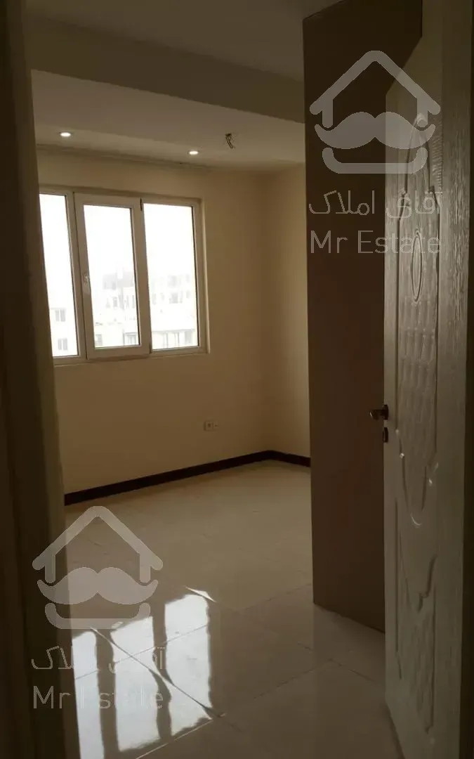 104 متری دو خواب برج گل نرگس فردوس غرب