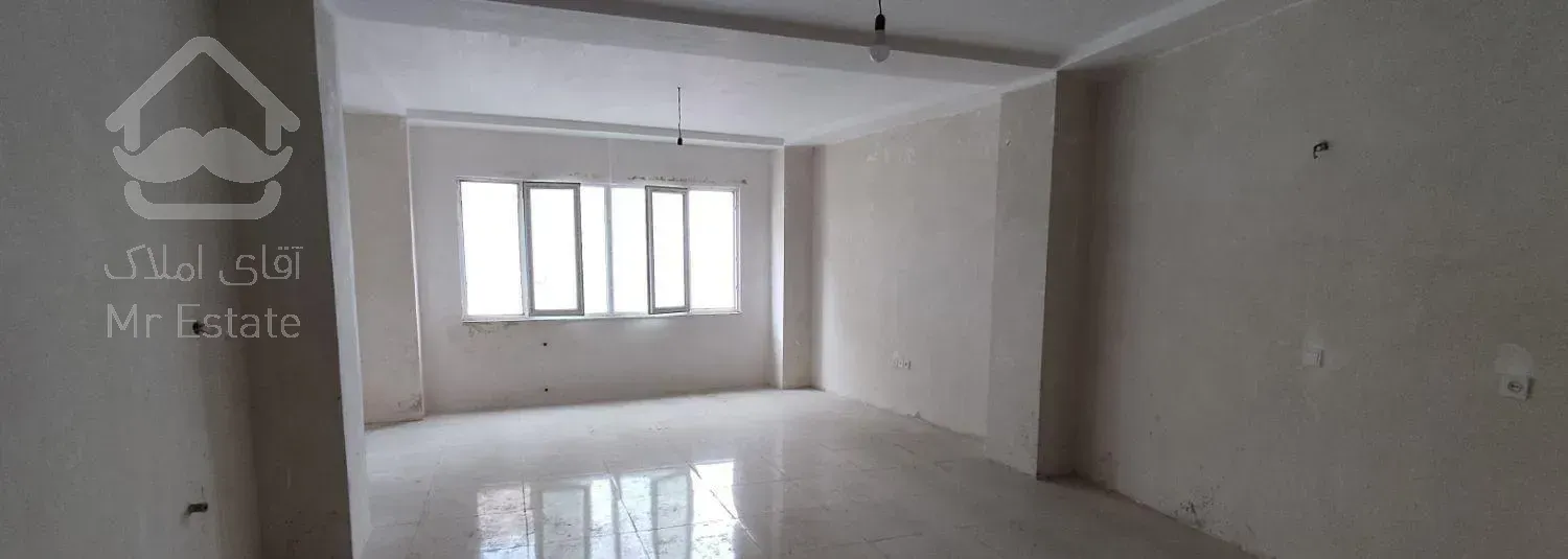 ۷۷ متر خام/ خیابان امام