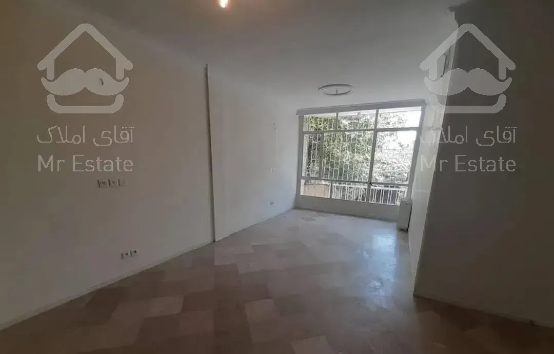 ۱۰۵متر ۲خوابه فلکه سوم با پارکینگ و انباری و تراس