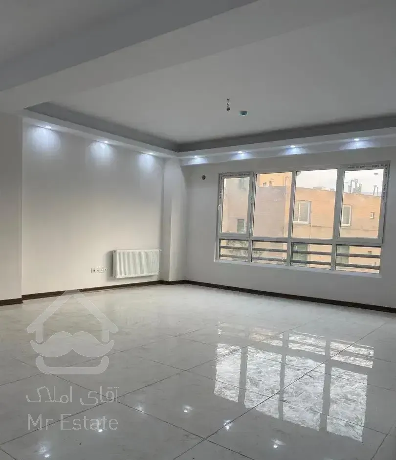 آپارتمان نوساز ۱۱۰ متری