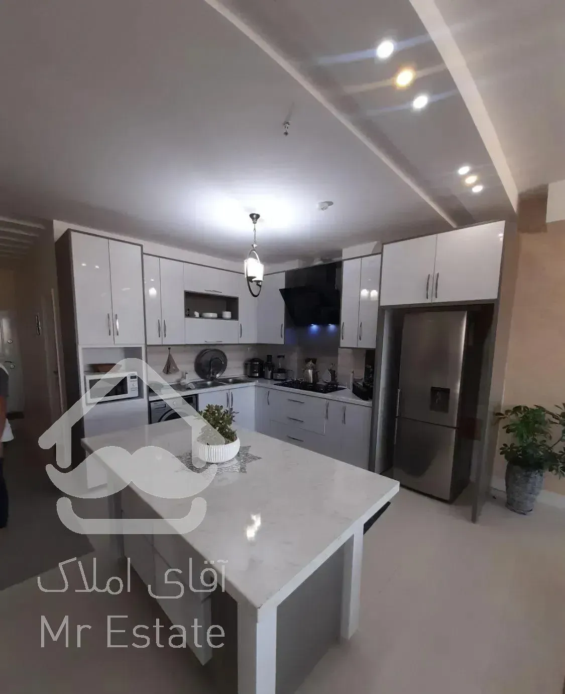 110 متر سند اماده برج مجیدیه / استخر ، سینما