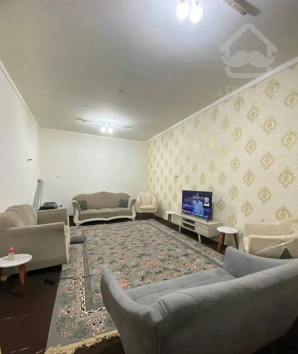 خانه ویلایی ۱۶۲متری  سند دار حیاط بزرگ شهدای گمنام