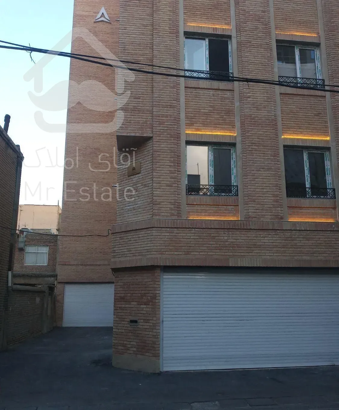 فروش آپارتمان ۸۰ متری ۲ خوابه در دروازه شمیران