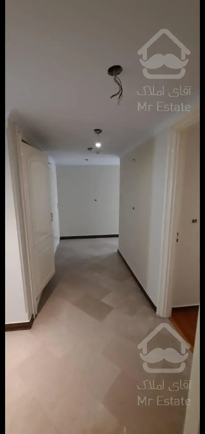 زعفرانیه ۳۰۰ متر ۴ خوابه فول مشاعات آبی لابی