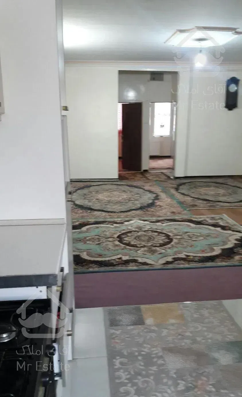 ۸۰متردوخوابه-خوش نقشه و شیک