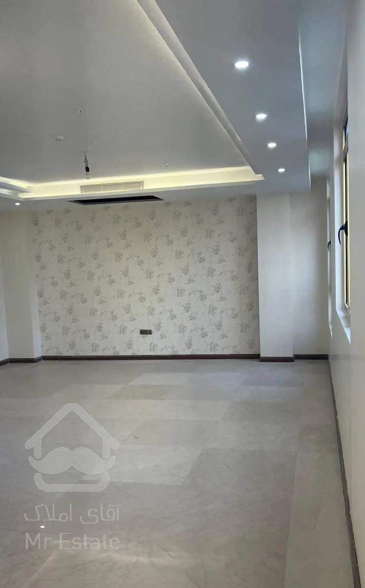 اپارتمان ۲۲۰ متر ۳ خواب نیاوران فول مشاعات