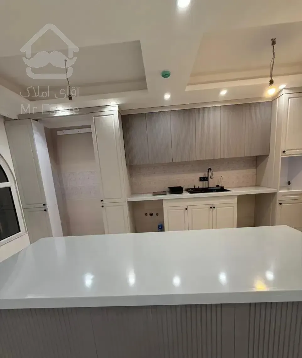 اجاره واحد لوکس۱۶۵ متری ویو دریا در ساحل طلایی