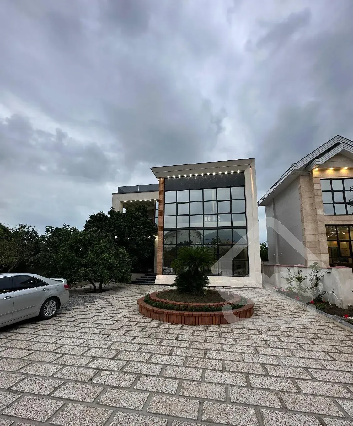 فروش ویلا مدرن استخر دار