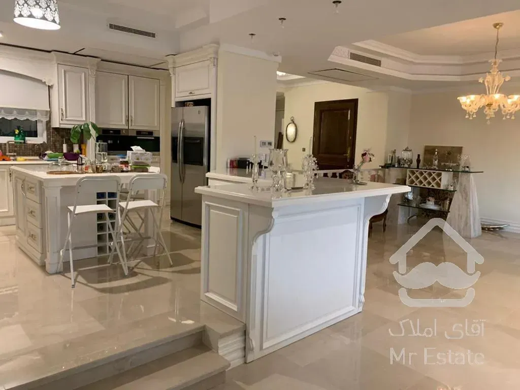 350 متری نیاوران