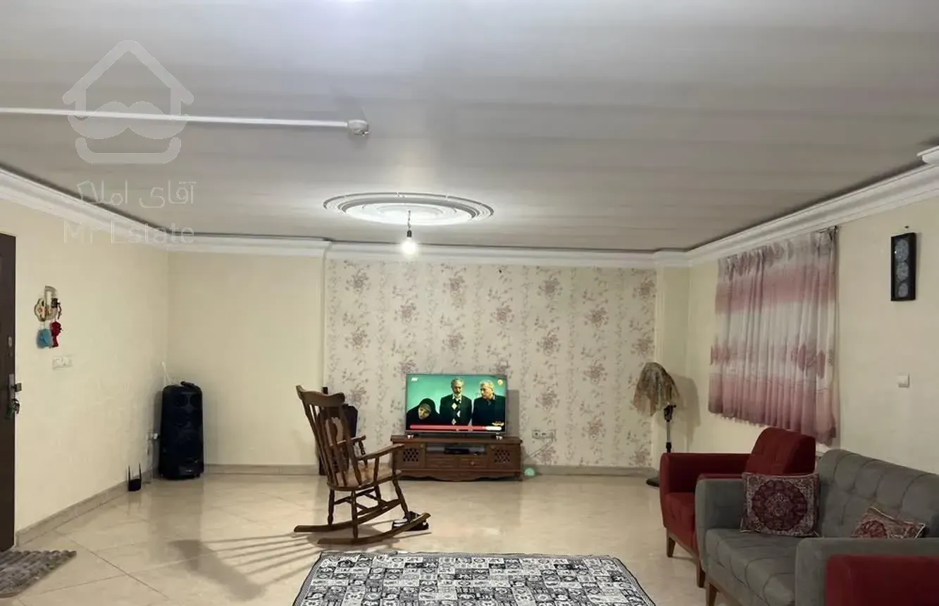 ۱۱۰متر/ تک واحدی/فول امکانات/غرق در نور/ رویایی