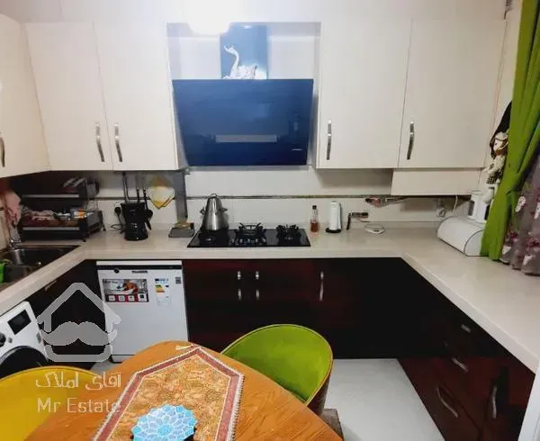 ۹۵ متر   دو خوابه  سالن پرده خور     بلوار اباذر