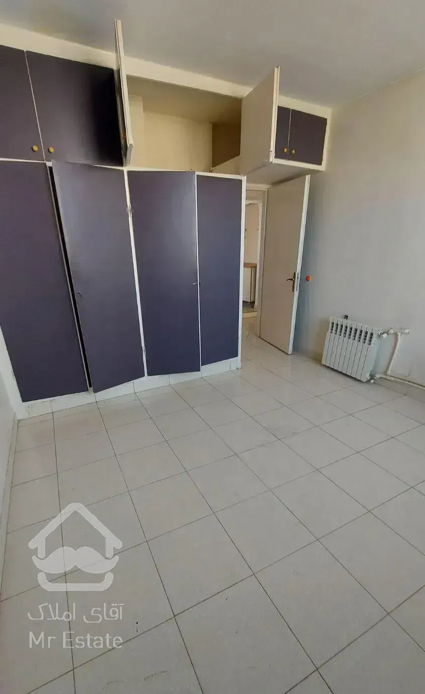 آپارتمان ۱۲۰ متری واقع در مجتمع فجر