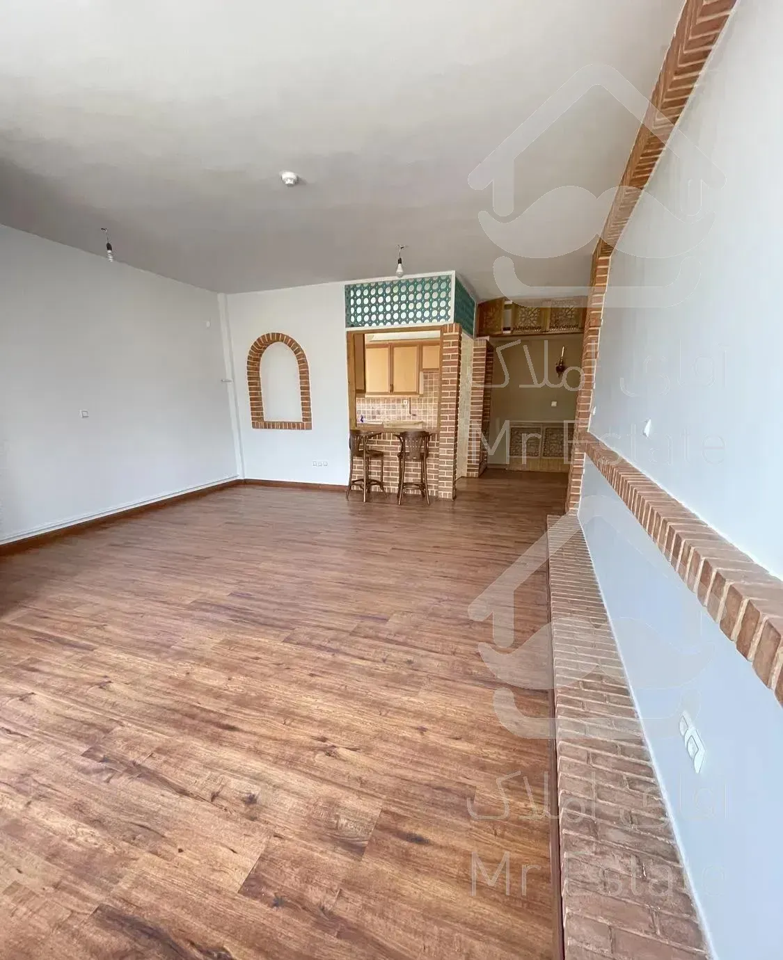 آپارتمان ۱۱۰ متری دو خوابه