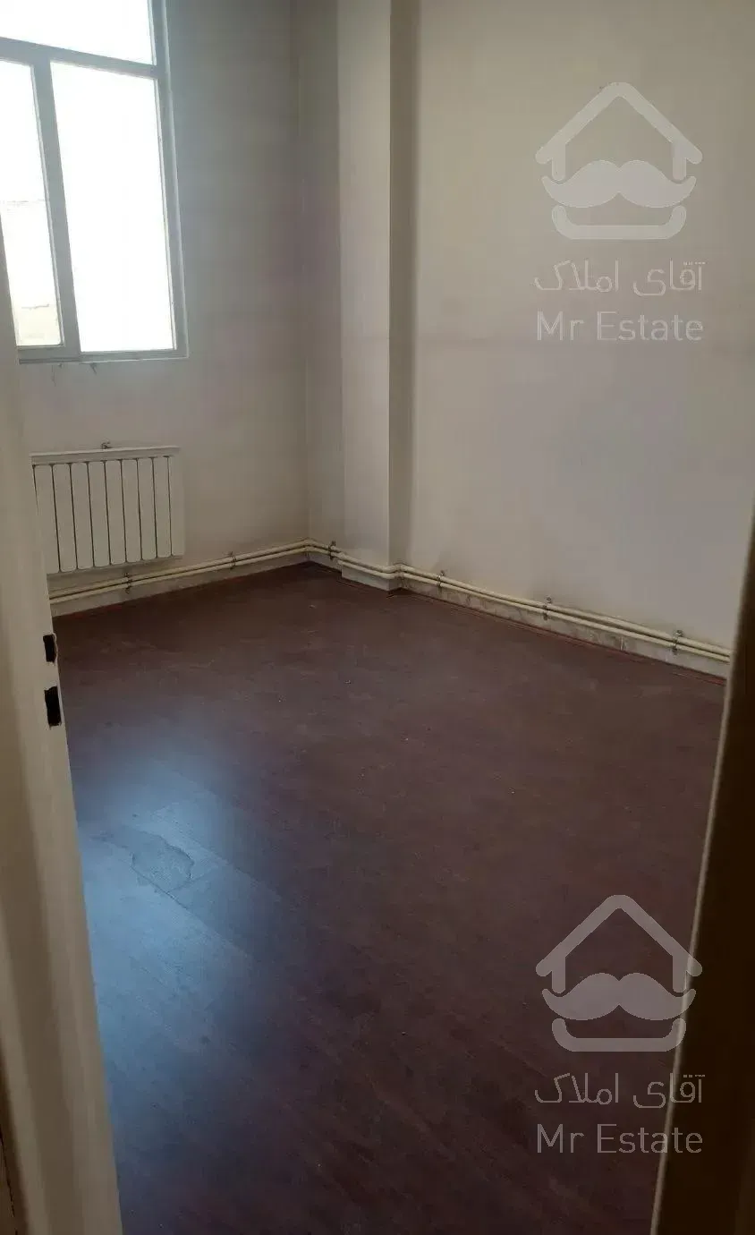 ۱۰۳متر ۲خوابه فلکه اول تهرانپارس فرعی دنج بهار