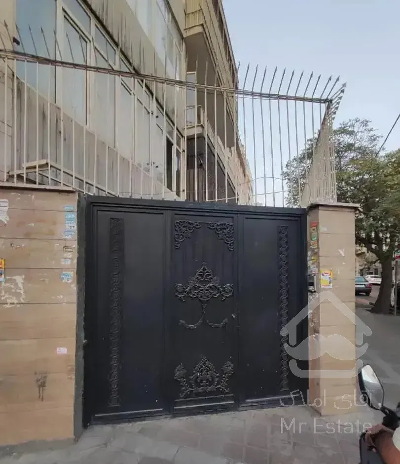 150با پارکینگ مناسب برای شغل اجاره روزانه