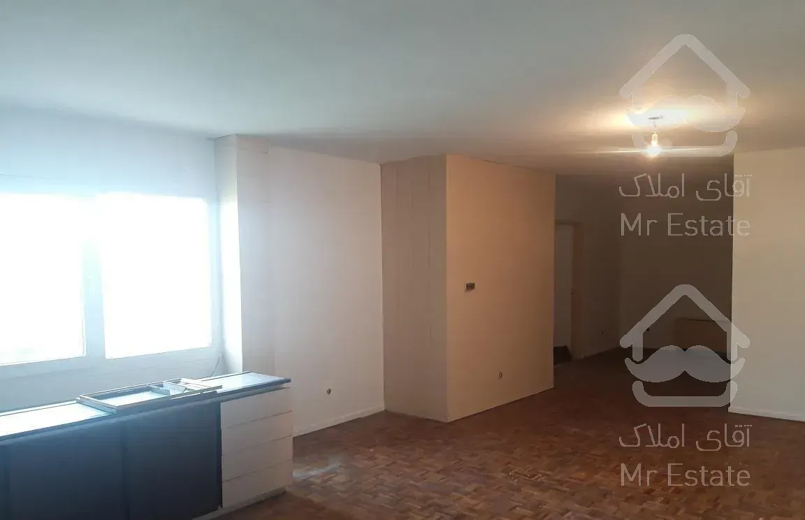 105 متر با 2 پارکینگ و 35 متر انباری