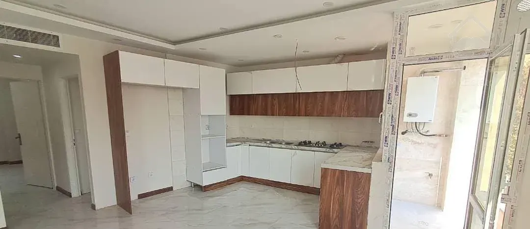 فروش اپارتمان ۹۱ متر دو خوابه تر تمیز فول امکانات