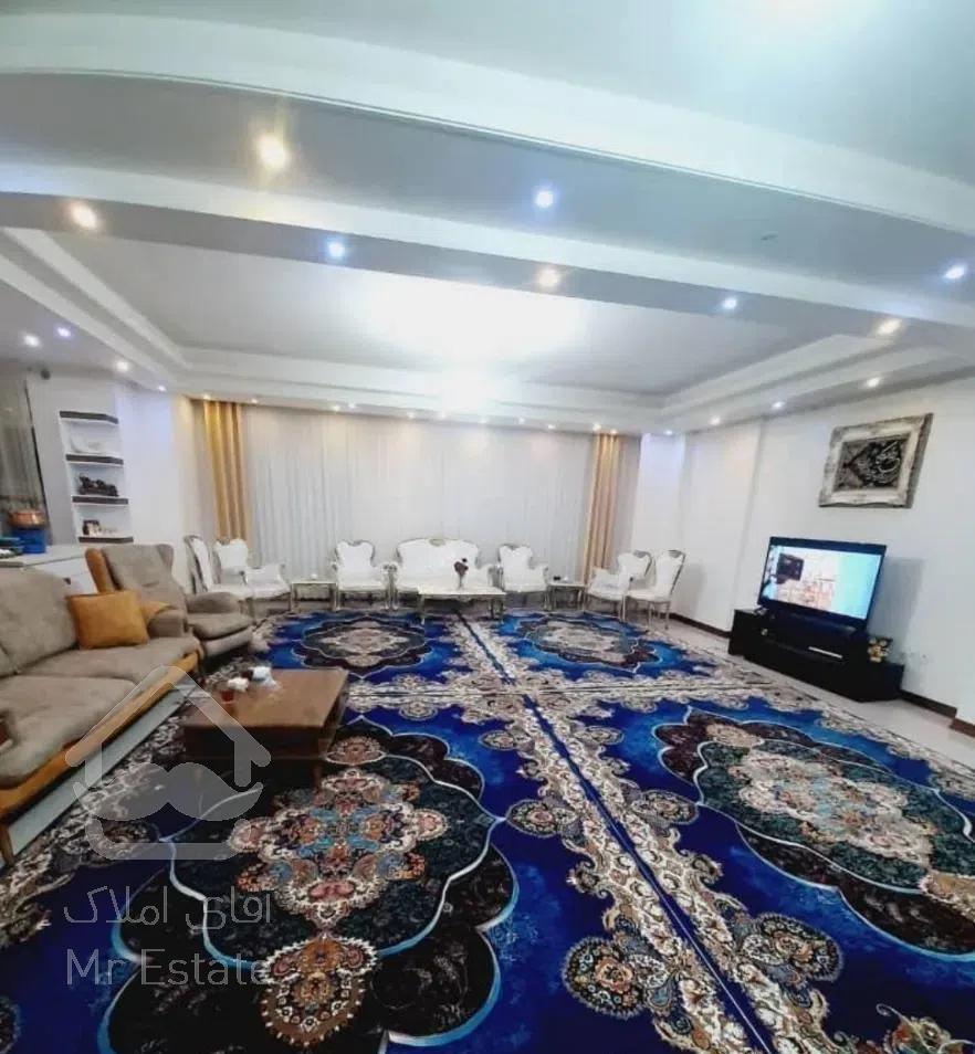 ۱۲۴متر   ۳خواب   *غرق نور*سالن پرده خور*