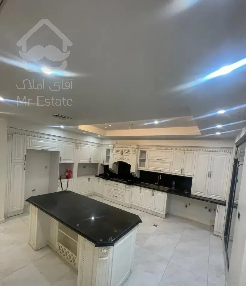 آپارتمان 200متری باهنر کوثرشمالی نئوکلاسیک