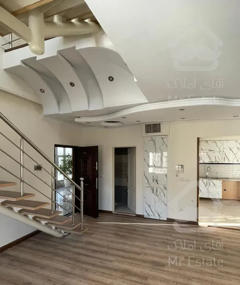 ۱۴۳متر،دوقدمی دریاچه