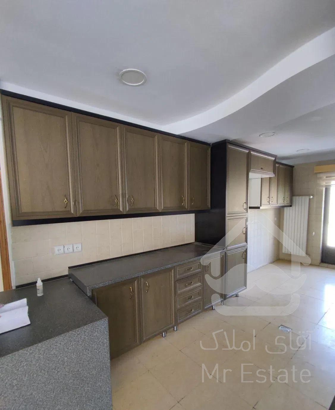 ۲۱۰ متر سه خواب با تراس ۳۵ متری