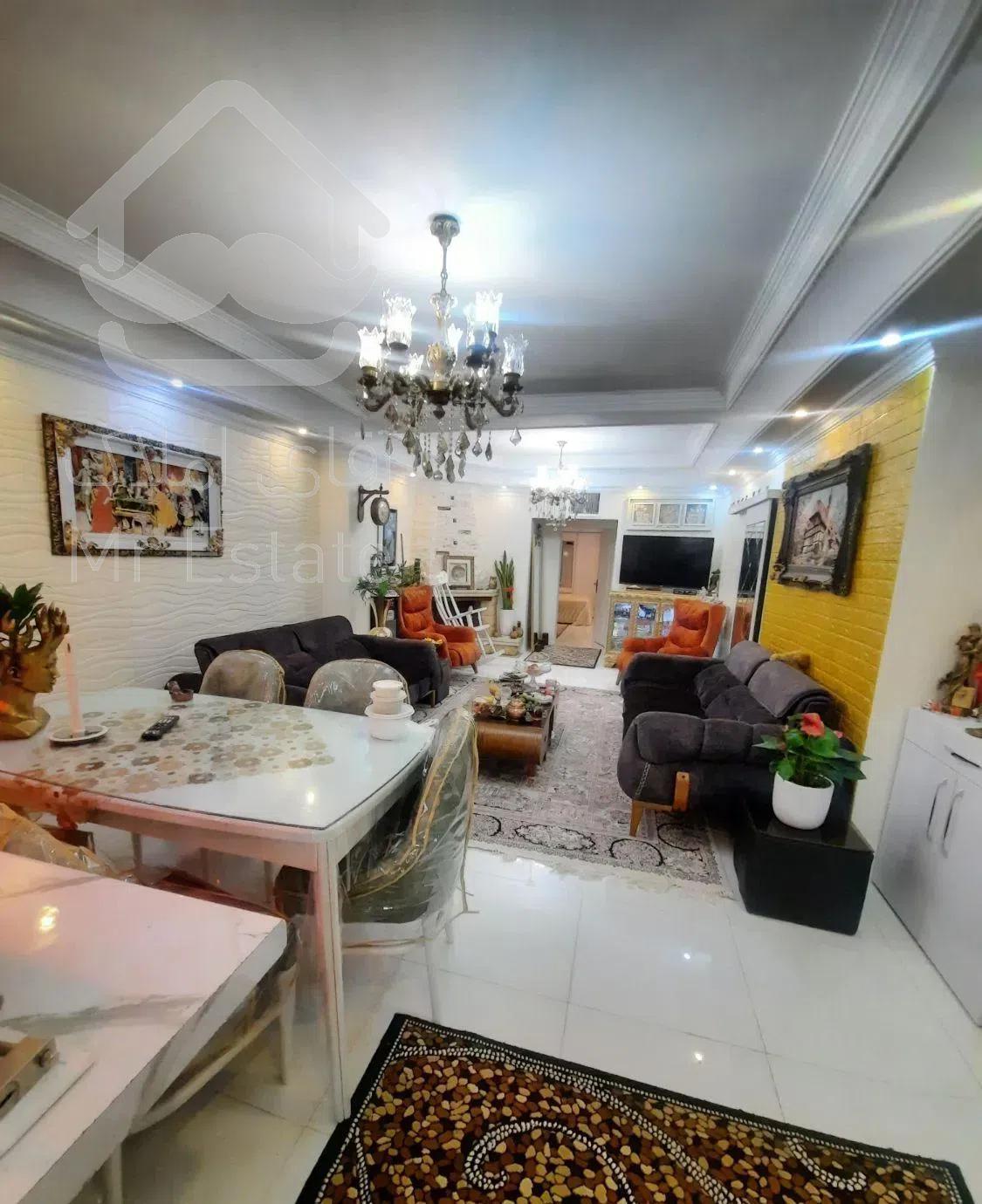 آلاله شرقی 107 متری 2 خوابه