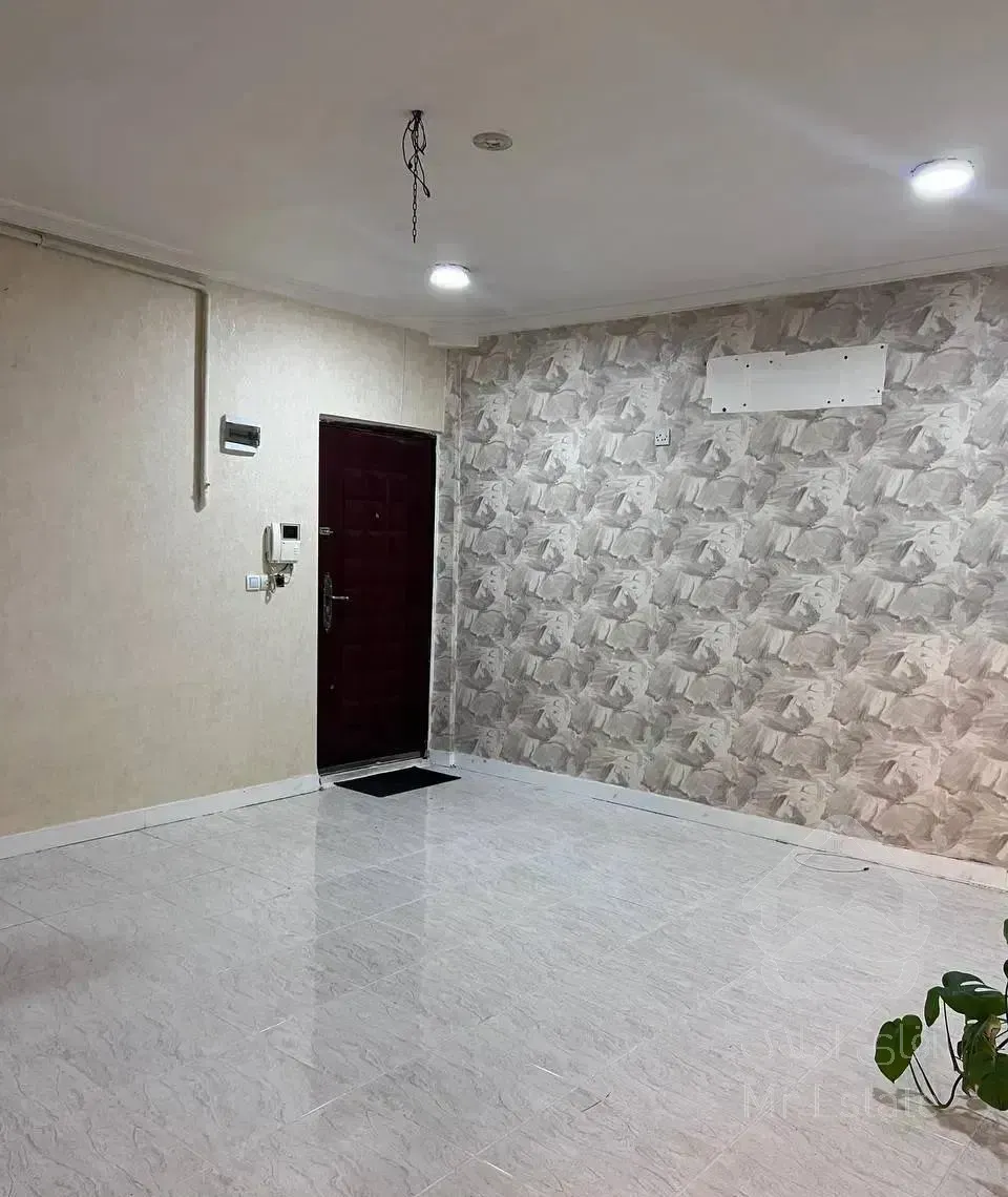 آپارتمان ۸۰متری کاملا تمیز و شیک