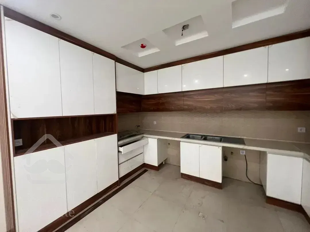 112 متر دوخواب کلید نخورده شهرک هما