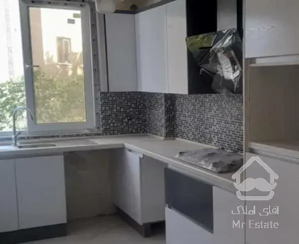 سازمان برنامه مرکزی/120متر/نوساز/فول امکانات