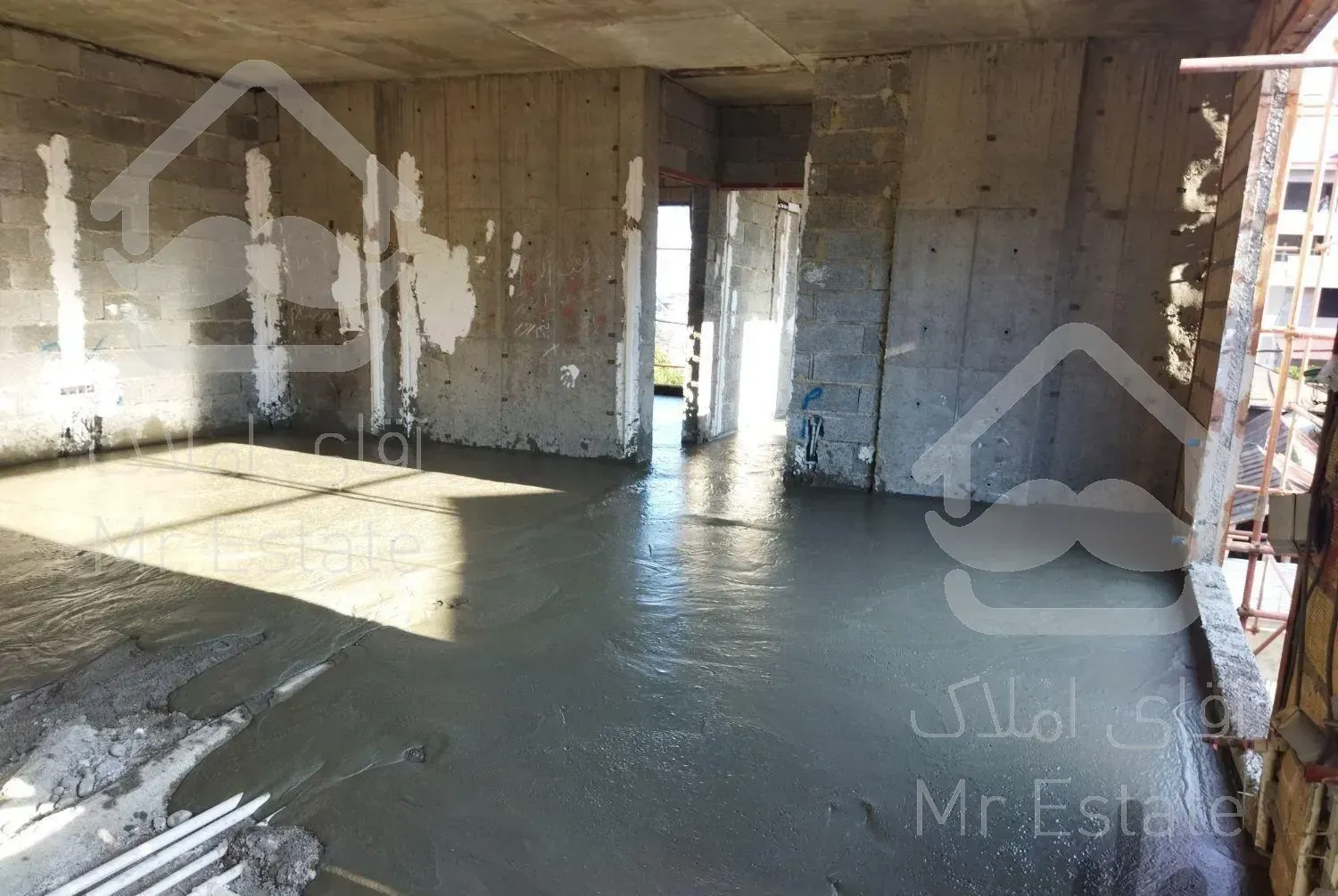 اجرای فوم بتن سبک کف سازی وشیب بندی بام