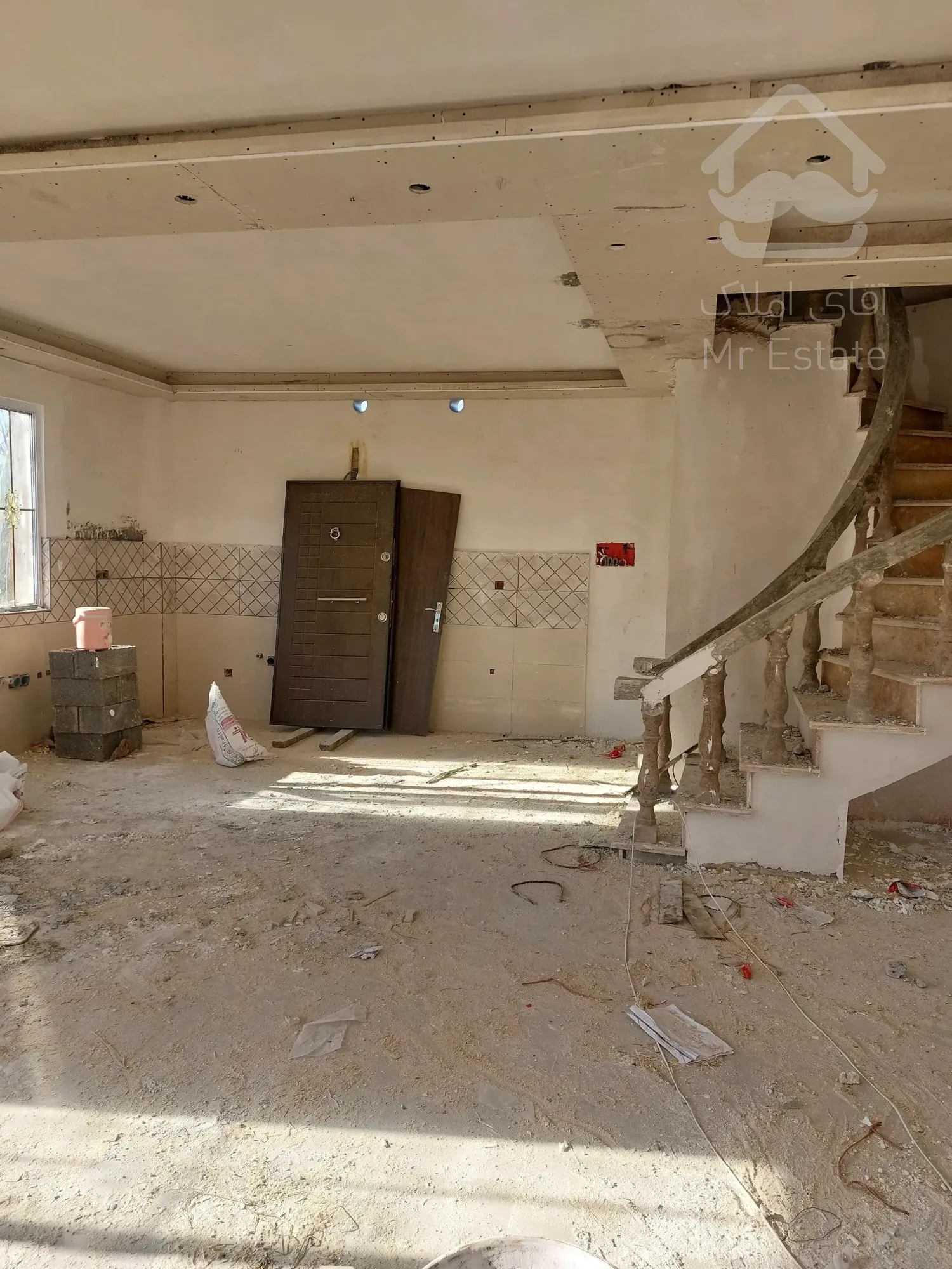 شب عید برو داخل ویلا نوسازتُ رشت ، سنگر