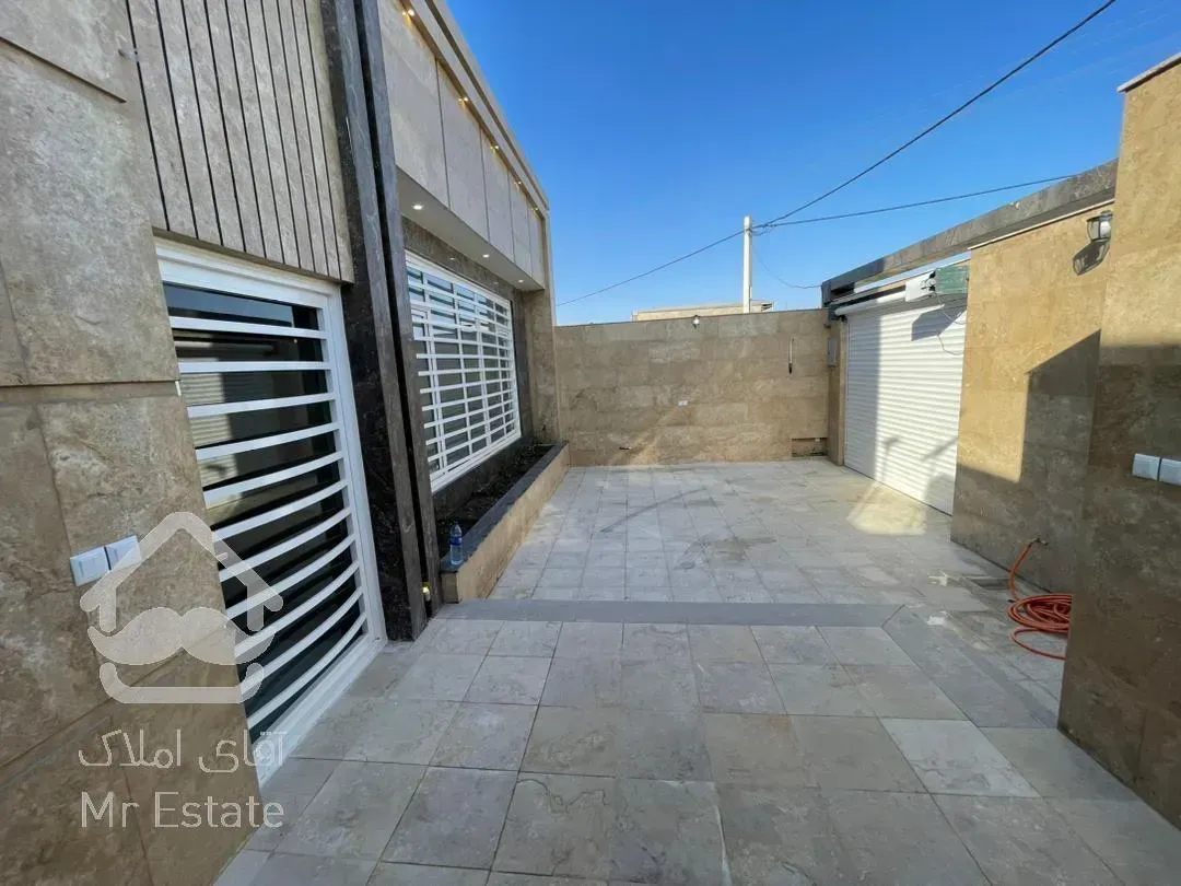 خرید خانه ویلایی فاز ۵ نجف شهر