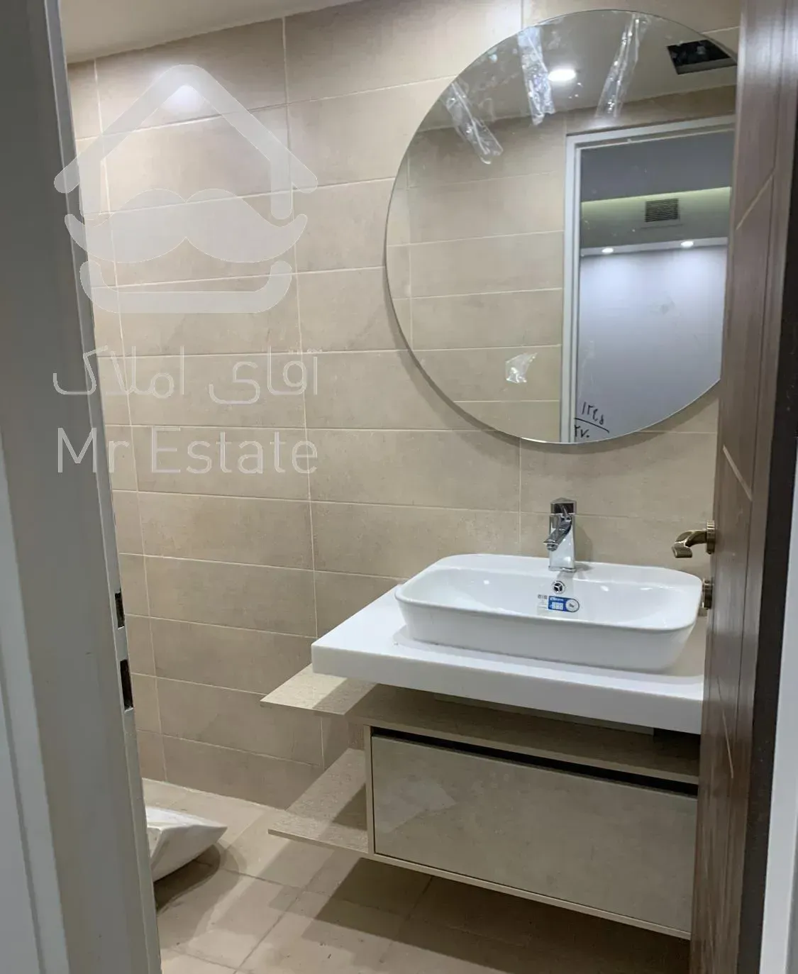 اجاره آپارتمان ۹۸ متر دو خواب غرق نور