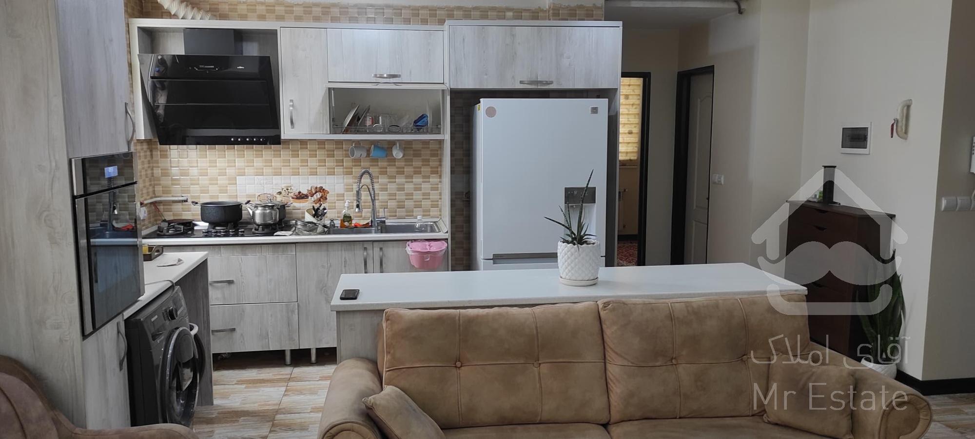 آپارتمان نوساز غرق در نور فول امکانات 75متر دوخواب