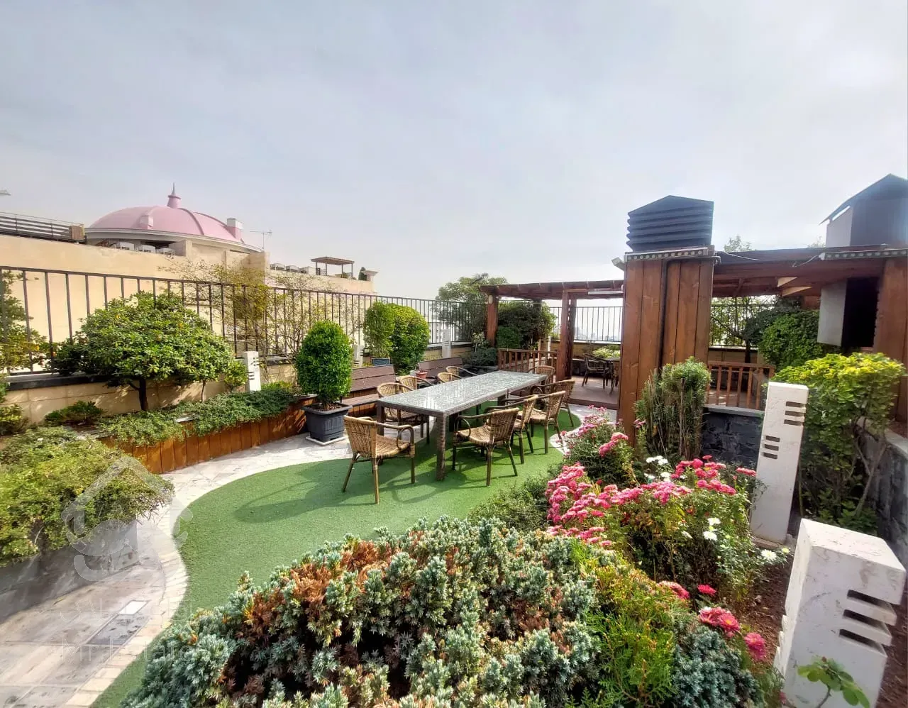 فروش اپارتمان 220 متری زعفرانیه