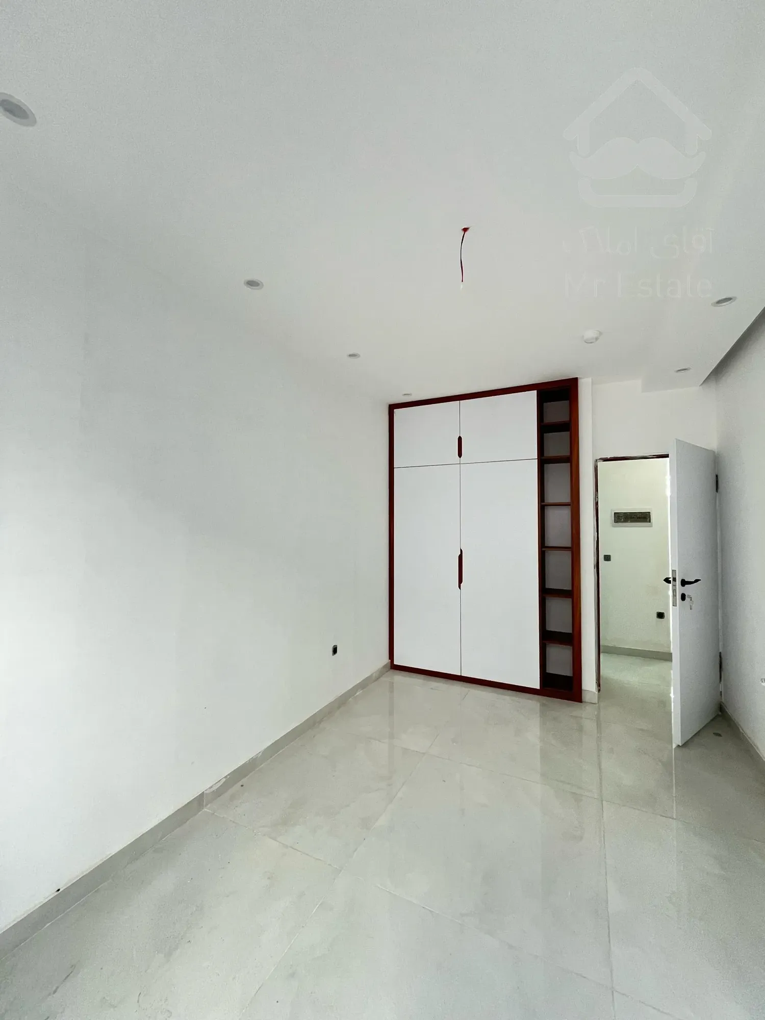 فروش آپارتمان ۱۰۶ متری پاسداران