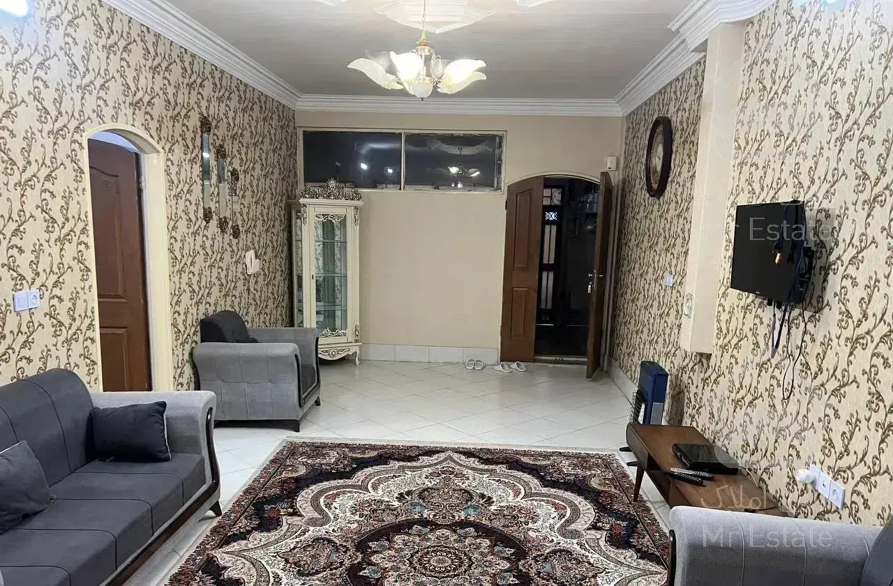 آپارتمان 95 متری با پارکینگ در کریمی 5