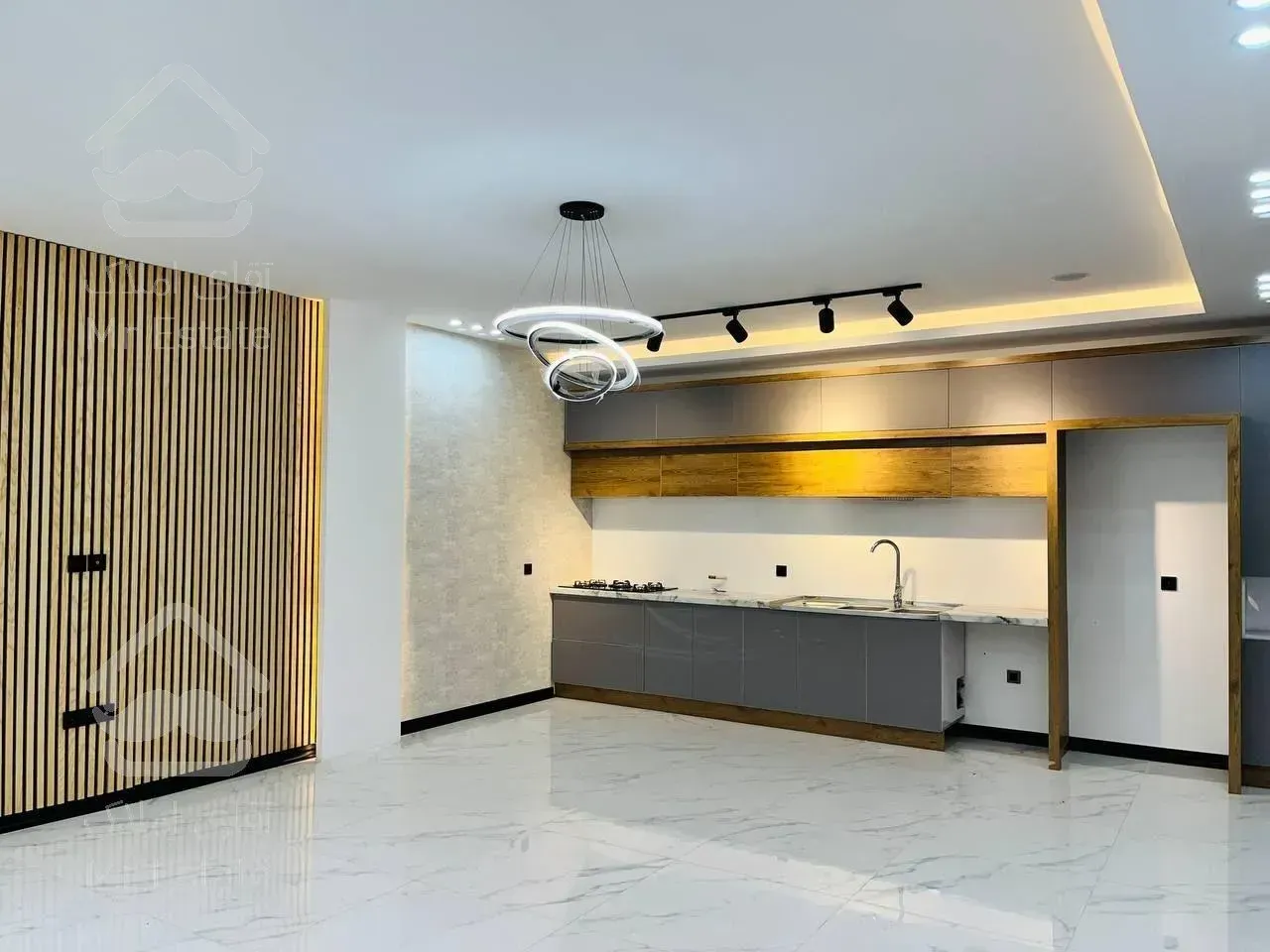 فروش ویلا 300متری در محمودآباد