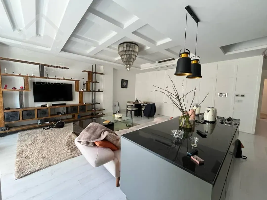 فروش اپارتمان 135 متری زعفرانیه