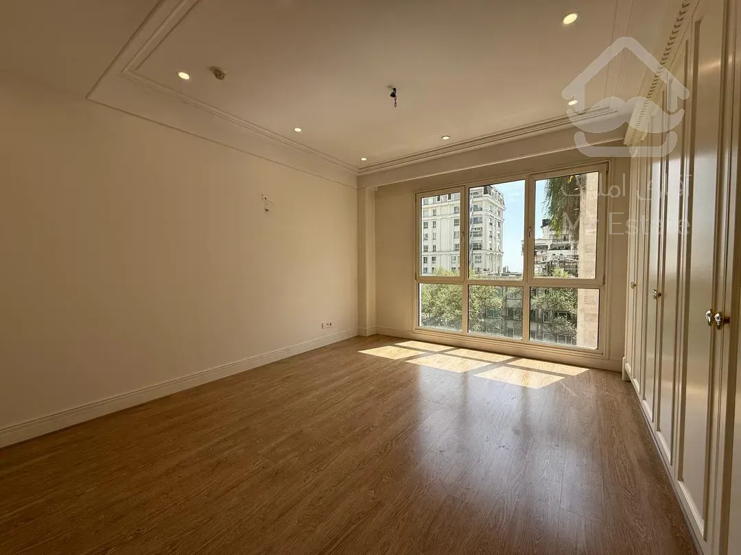 فروش اپارتمان 250 متری محمودیه