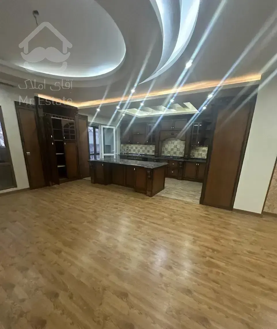 ۱۵۲ متری ۳ خوابه شیک طبقه بالا برج خاتم المپیک