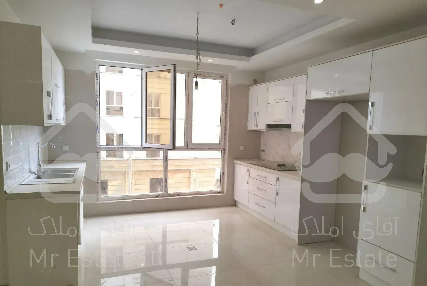 برج مجلل رونیکا پالاس  ۱۷۳ مترسه خواب پاسداران