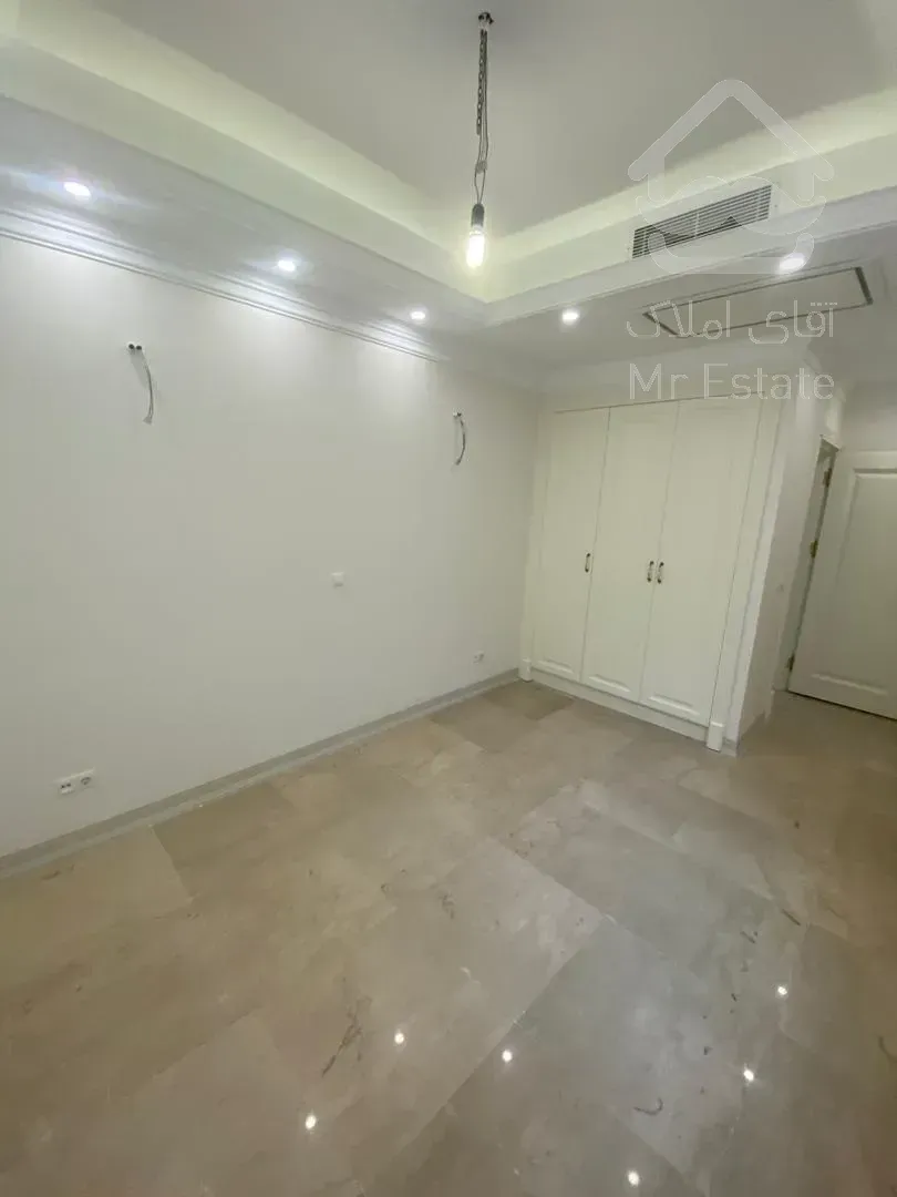 فروش 200 متری دولت