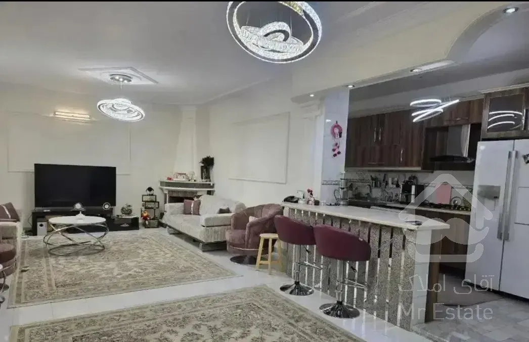 فروش آپارتمان ۱۰۰ متری دو خواب شهرک محلاتی