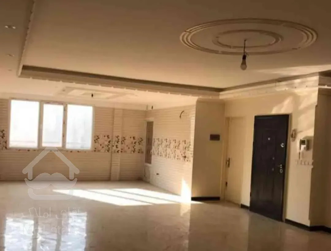 اپارتمان ۱۰۷ متری تک واحدی