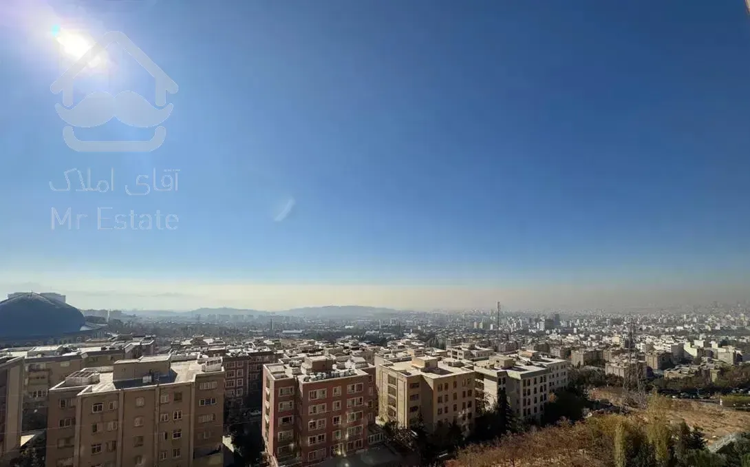 آپارتمان ۱۰۰ متری/بدون مشرف/غرق در نور/شهرک محلاتی