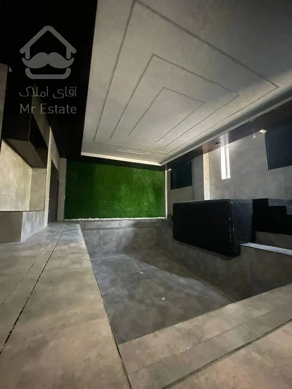 فروش ویلای تریبلکس با معماری مدرن و استخر