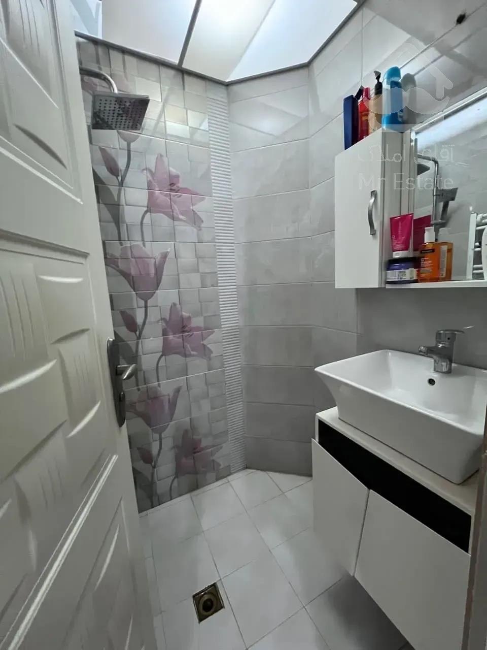 ۸۰متر۲خواب تاپ لوکیشن نور مستقیم