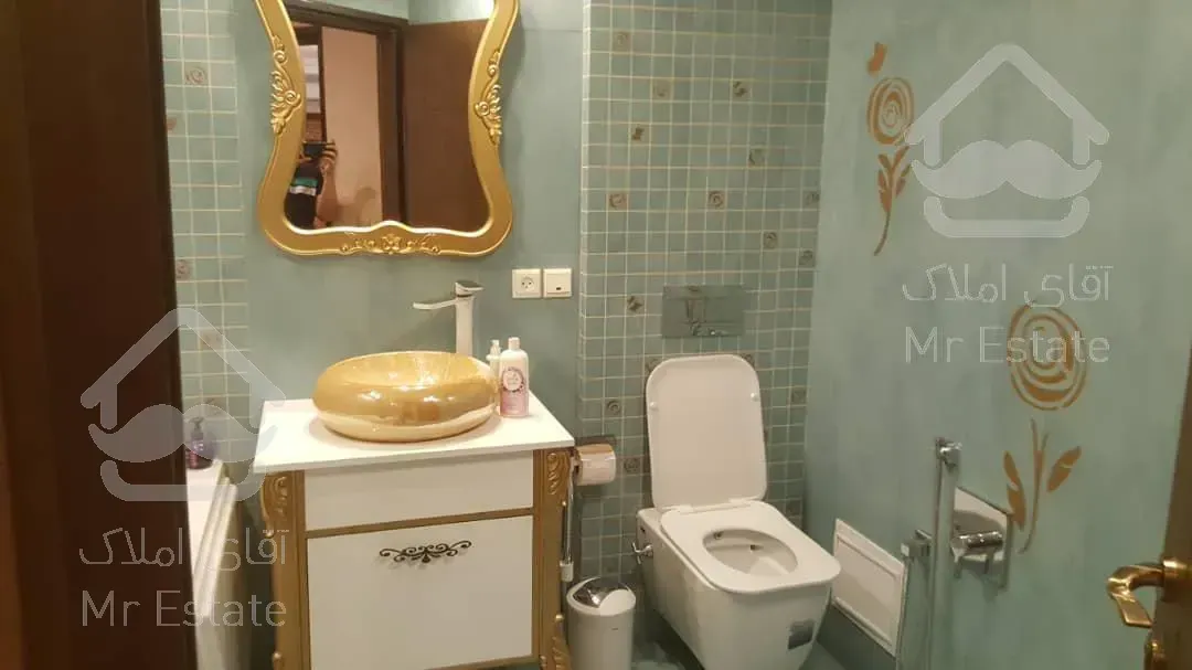 اجاره و رهن آپارتمان زعفرانیه 200  متر شیک